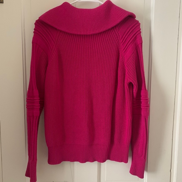 Knitter Pullover Sweater - Picture 3 of 6